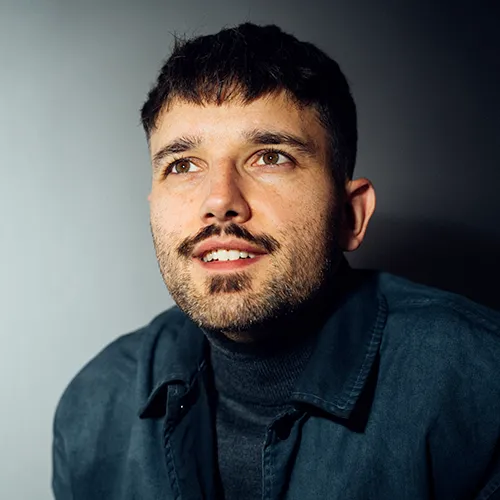 Portrait Tom Waurig